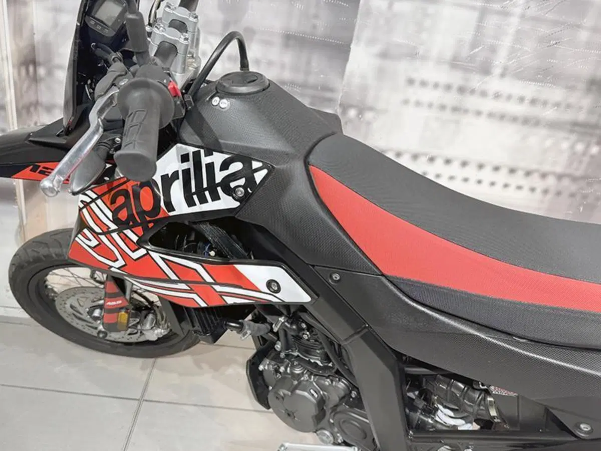 Aprilia SX 125 (2021 - 24) (9)