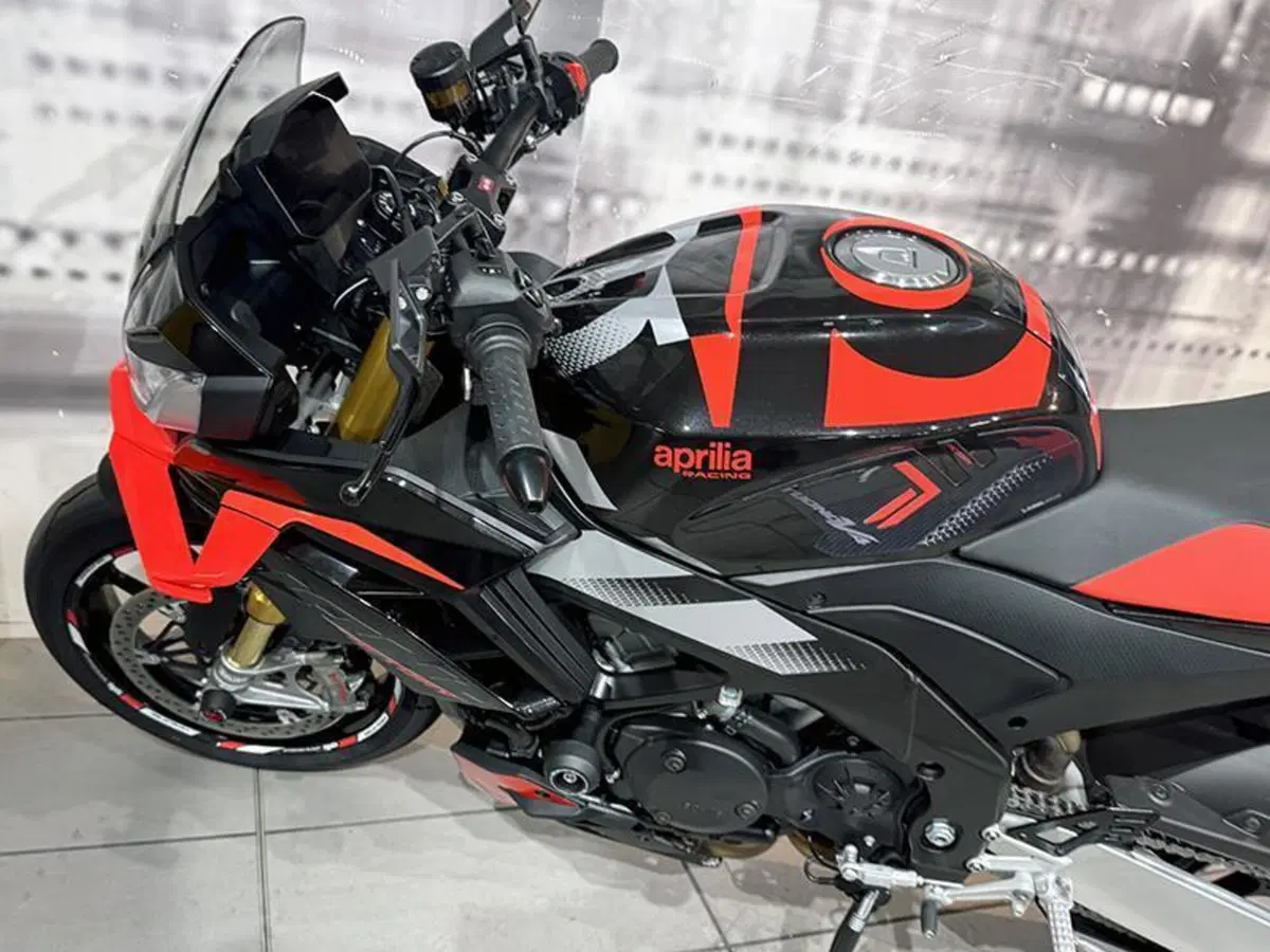 Aprilia Tuono V4 (2025 - 26) (9)