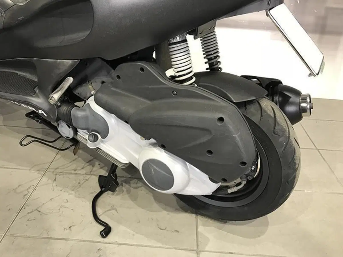 Gilera Runner 200 VXR (2002 - 05) (4)