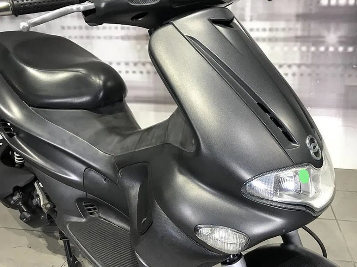 Gilera Runner 200 VXR (2002 - 05) (5)
