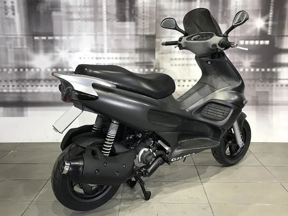 Gilera Runner 200 VXR (2002 - 05) (8)