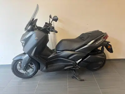 Yamaha X-Max 300 (2021 - 24) usata