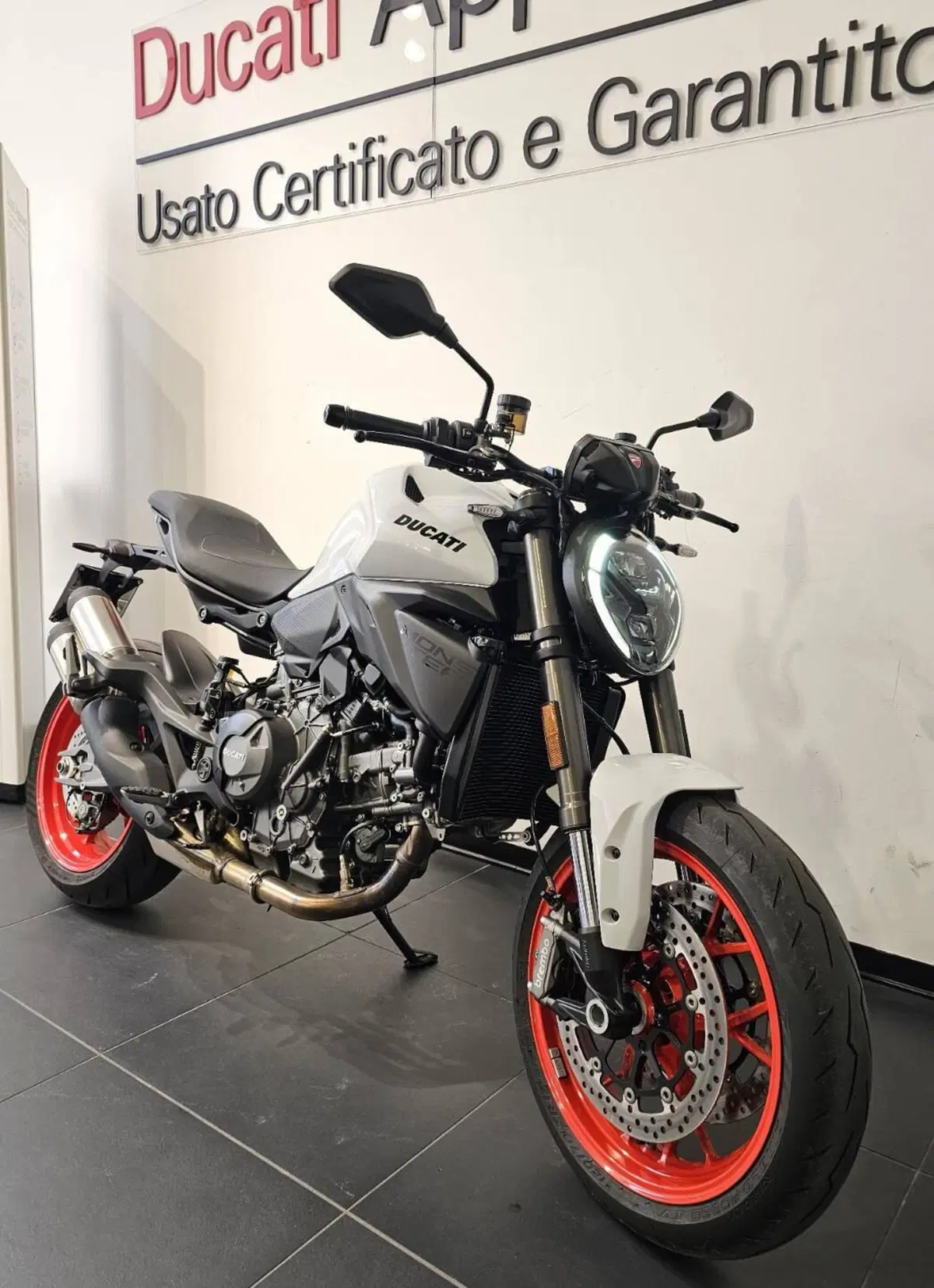 Ducati Monster 890 (2026) (3)