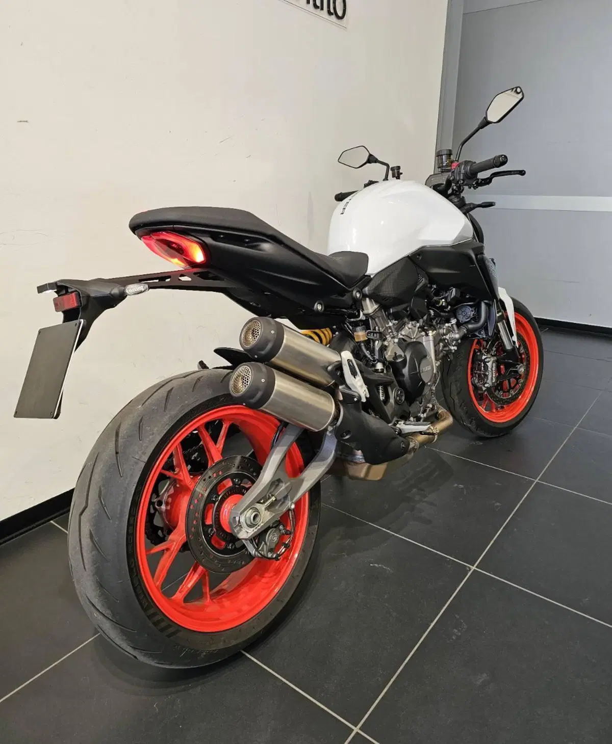 Ducati Monster 890 (2026) (4)