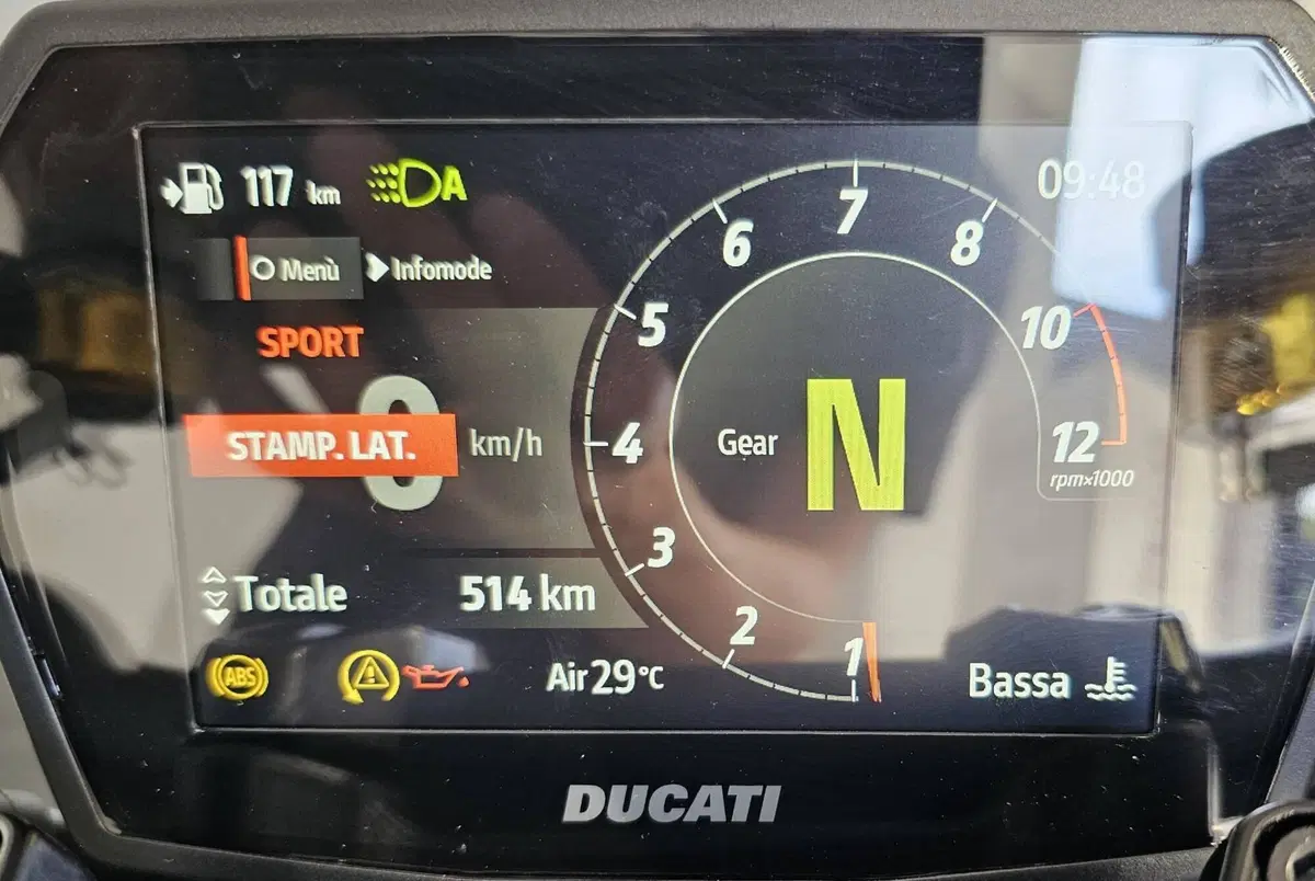 Ducati Monster 890 (2026) (5)