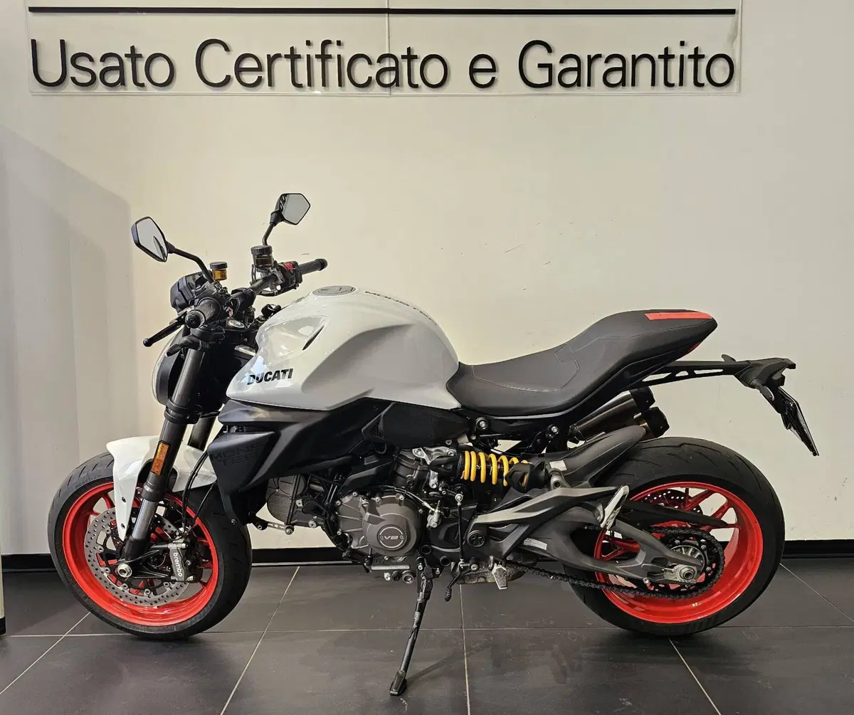 Ducati Monster 890 (2026) (6)