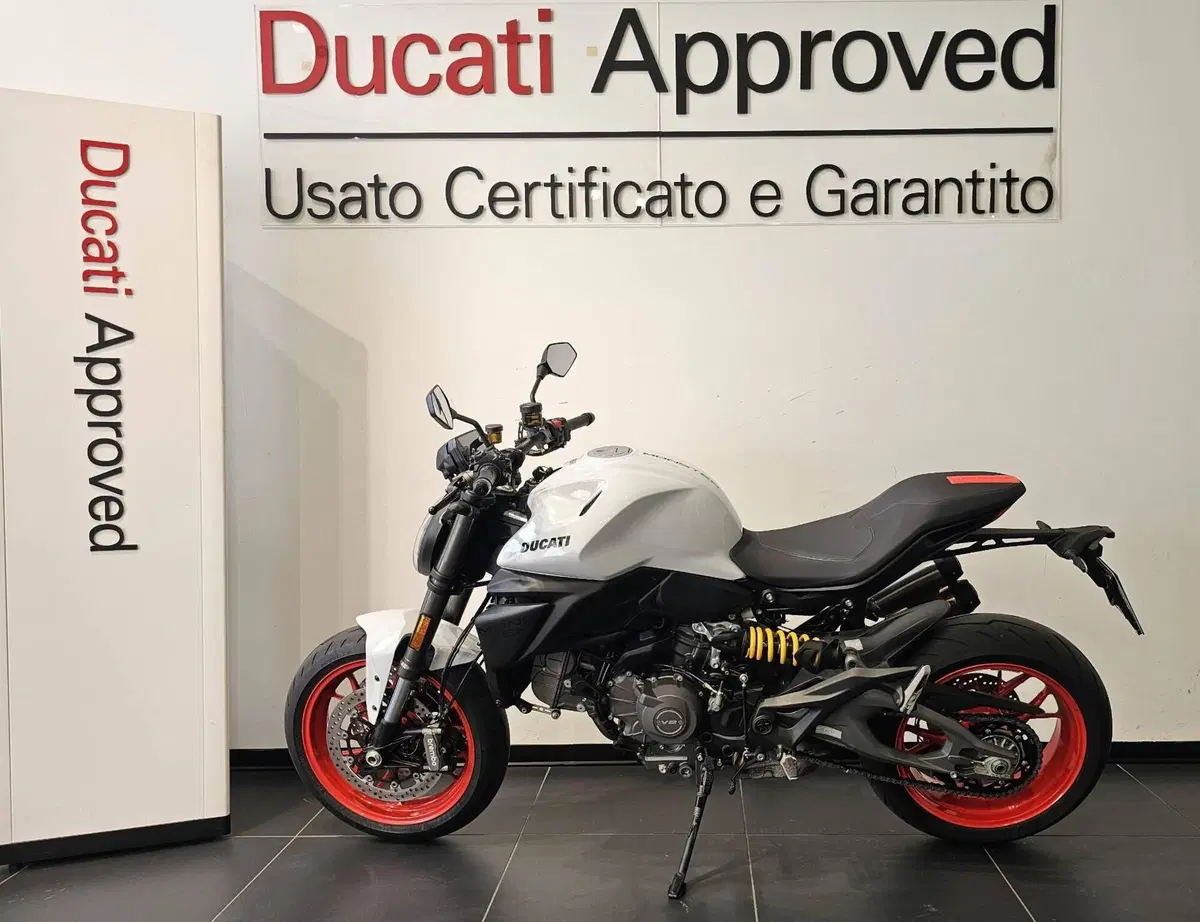 Ducati Monster 890 (2026) (7)