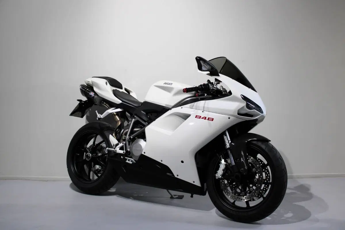 Ducati 848 (2007 - 13) (2)