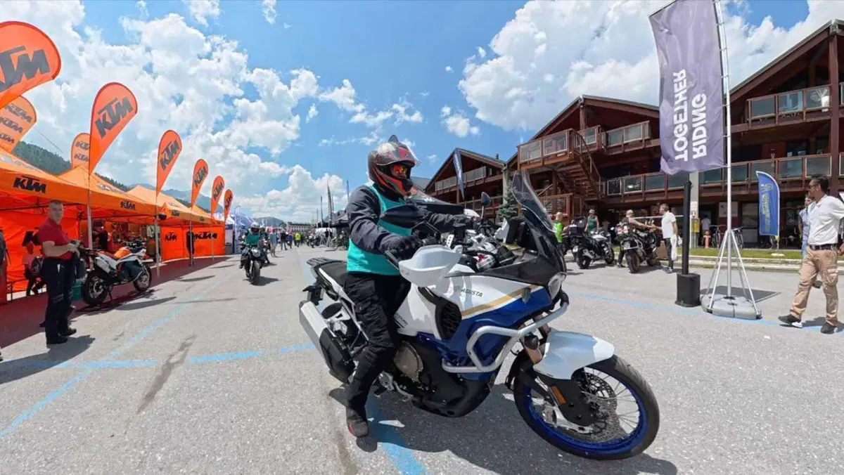 Record all’8° Adventour Fest di Sestriere: oltre 3.000 test ride! (6)