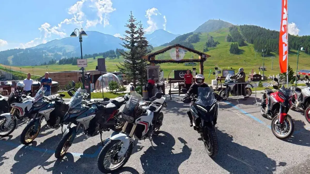 Record all’8° Adventour Fest di Sestriere: oltre 3.000 test ride! (11)