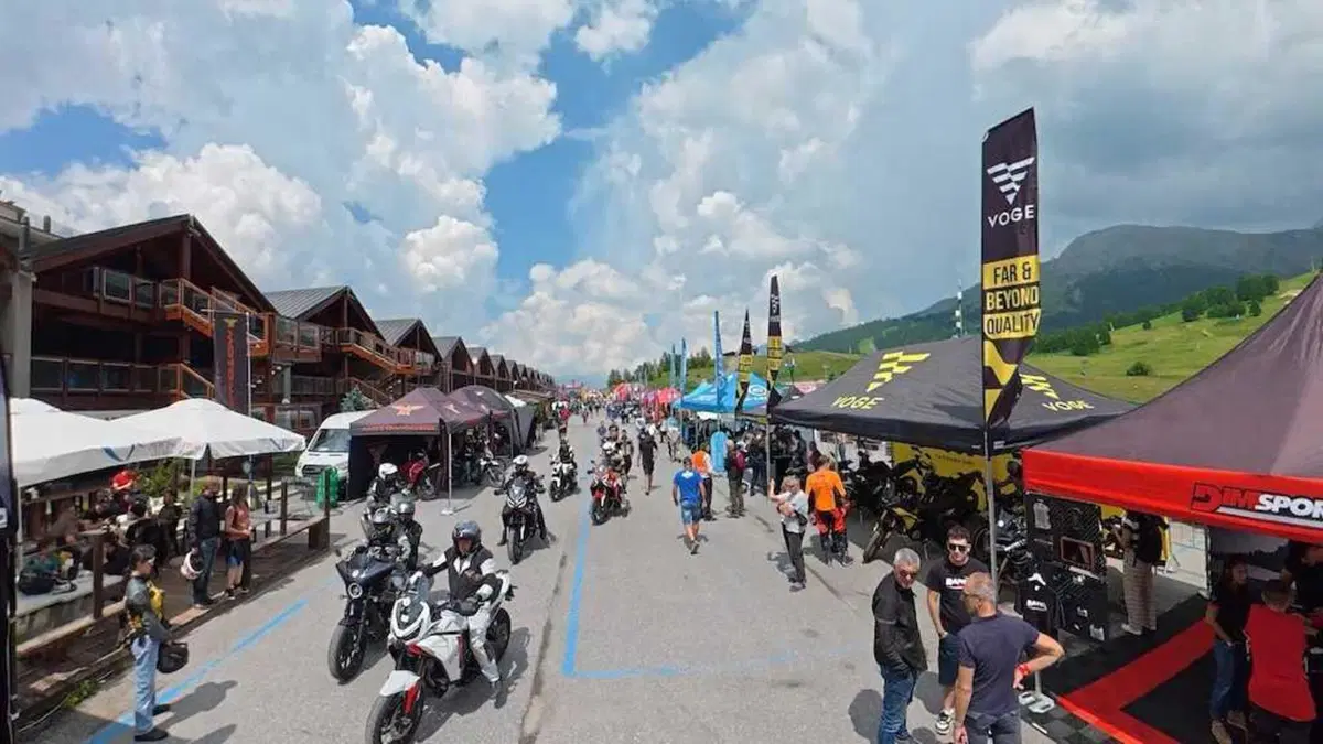 Record all’8° Adventour Fest di Sestriere: oltre 3.000 test ride! (27)
