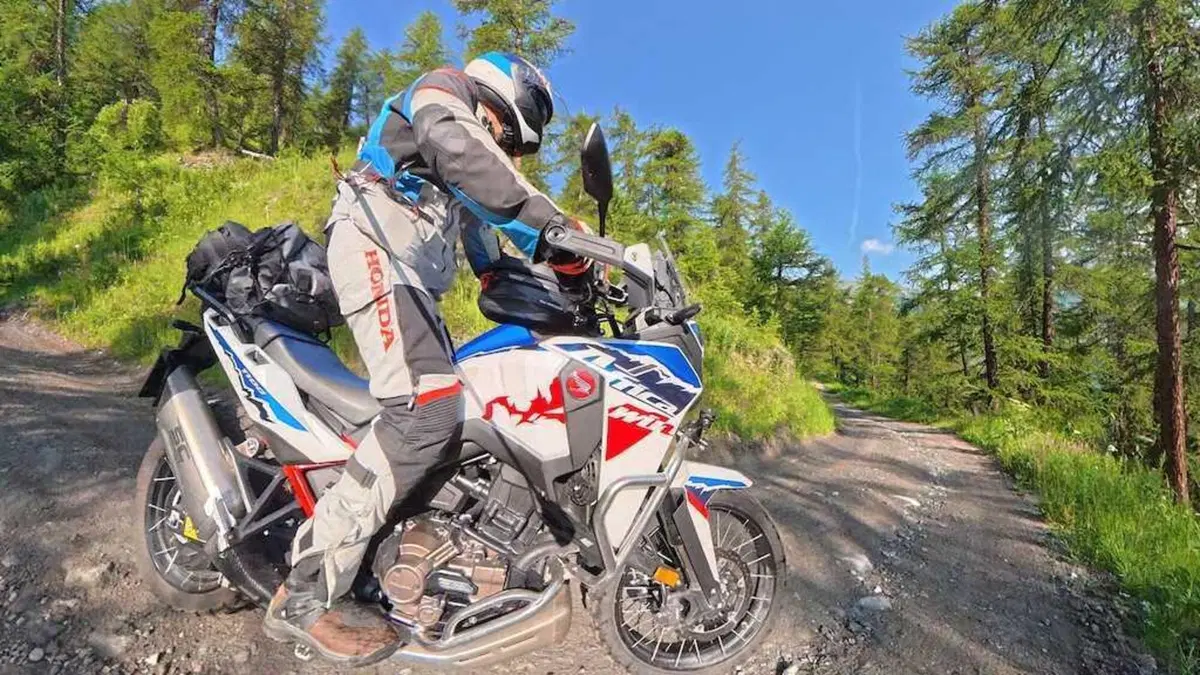 Record all’8° Adventour Fest di Sestriere: oltre 3.000 test ride! (36)