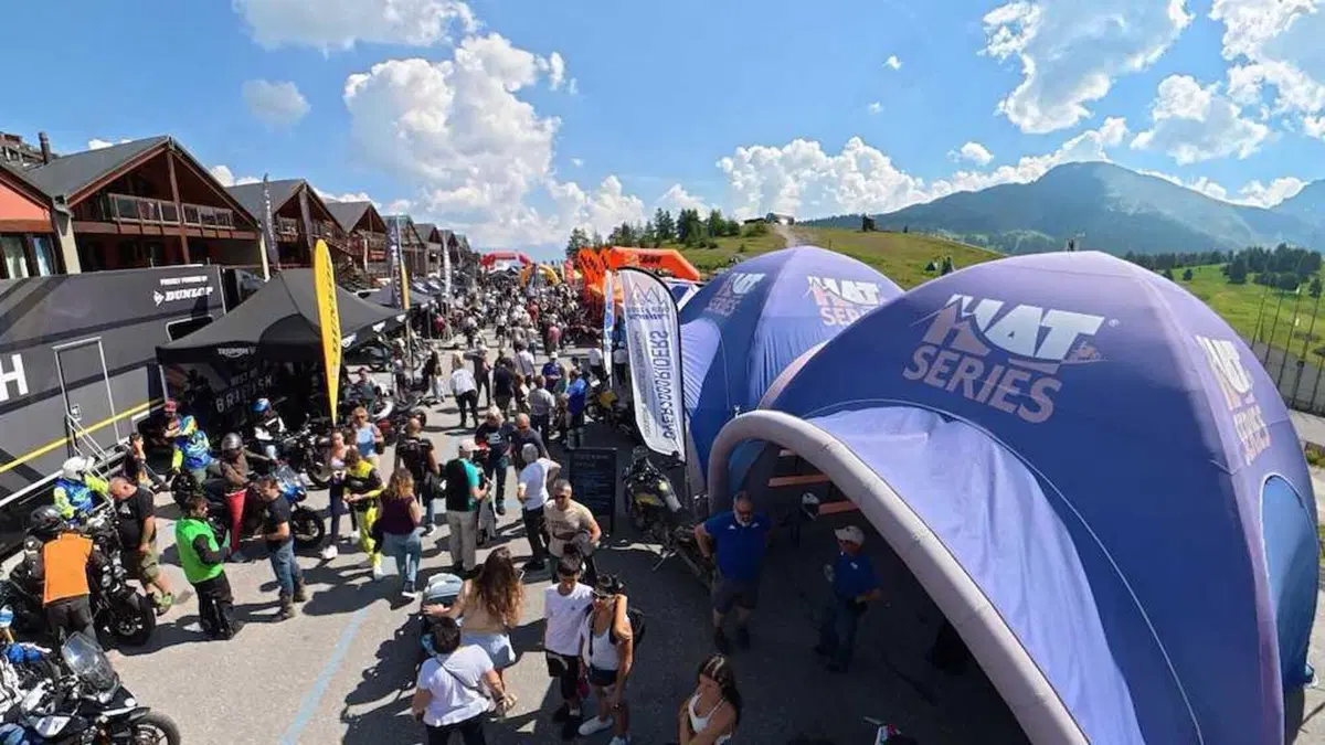 Record all’8° Adventour Fest di Sestriere: oltre 3.000 test ride! (41)