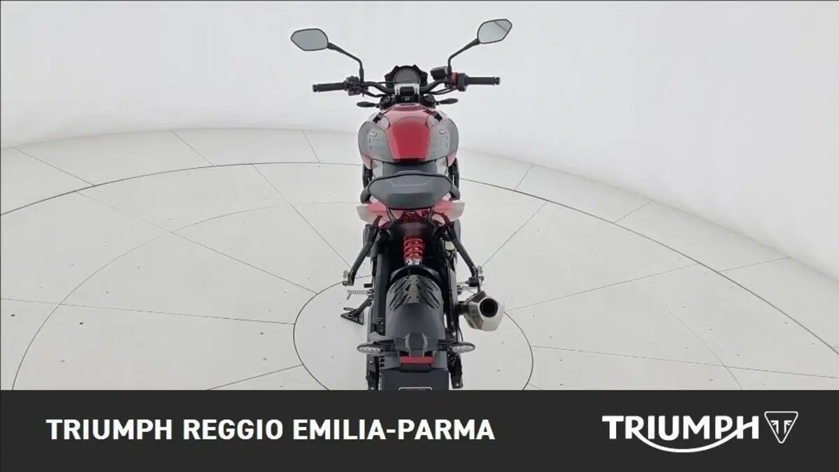 Triumph Trident 800 (2026) (14)