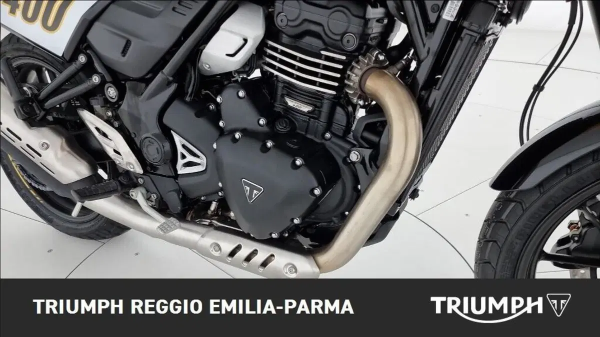 Triumph Tracker 400 (2026) (18)