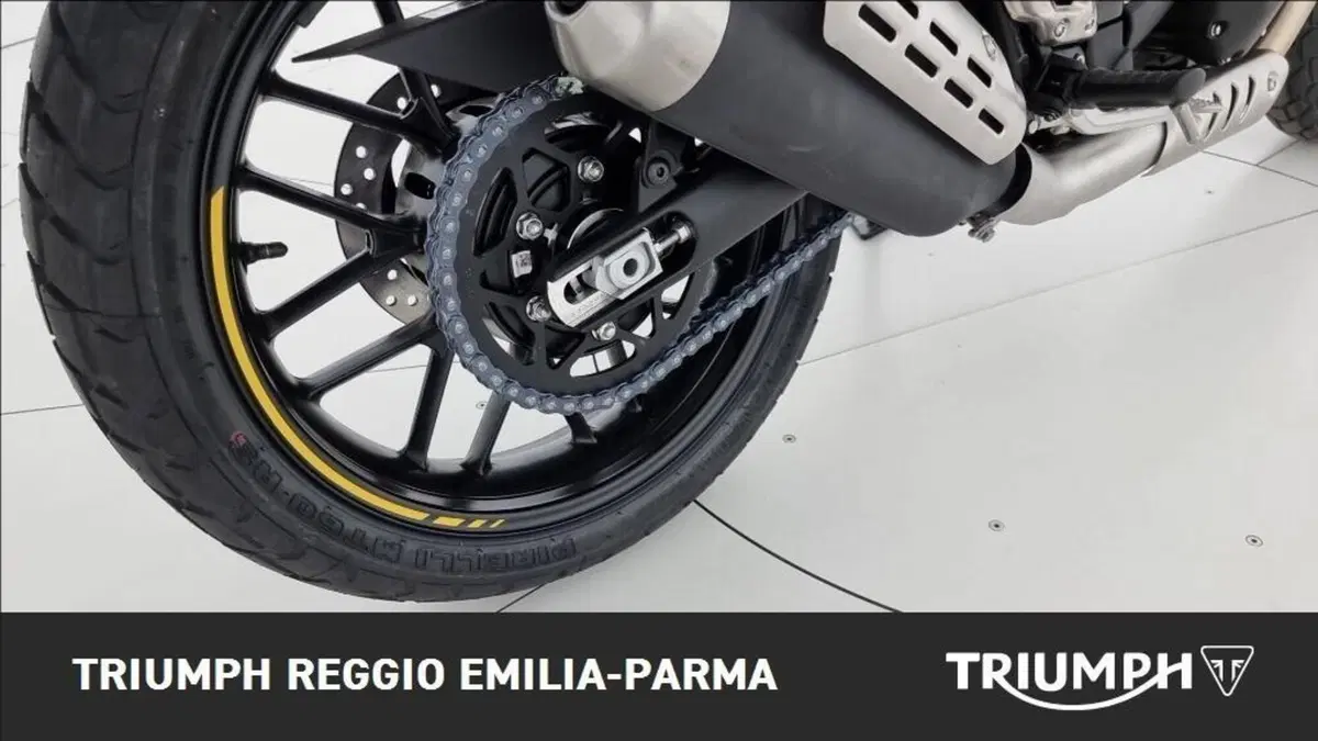 Triumph Tracker 400 (2026) (15)