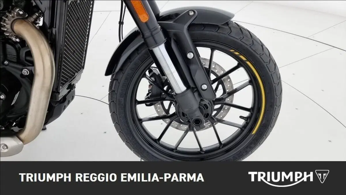 Triumph Tracker 400 (2026) (20)
