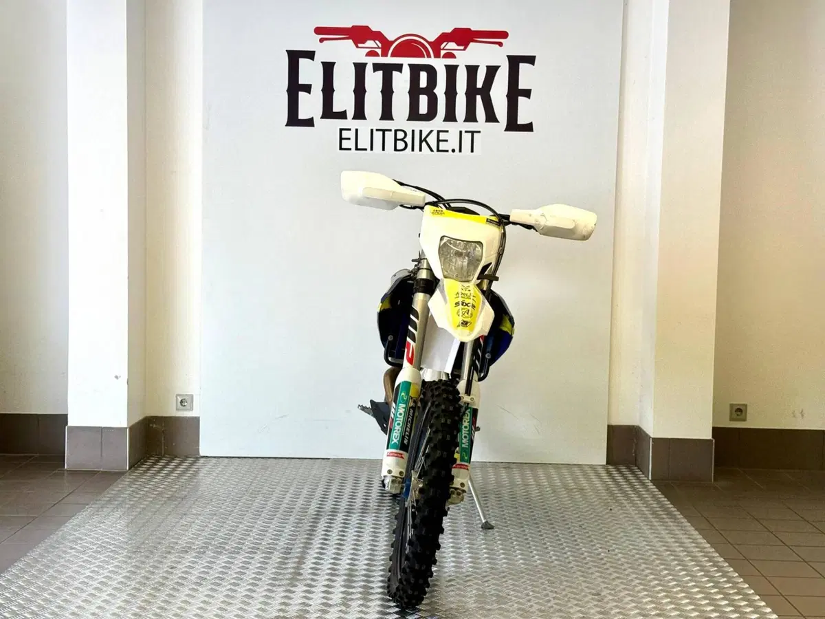 Husqvarna FE 250 (2016) (3)
