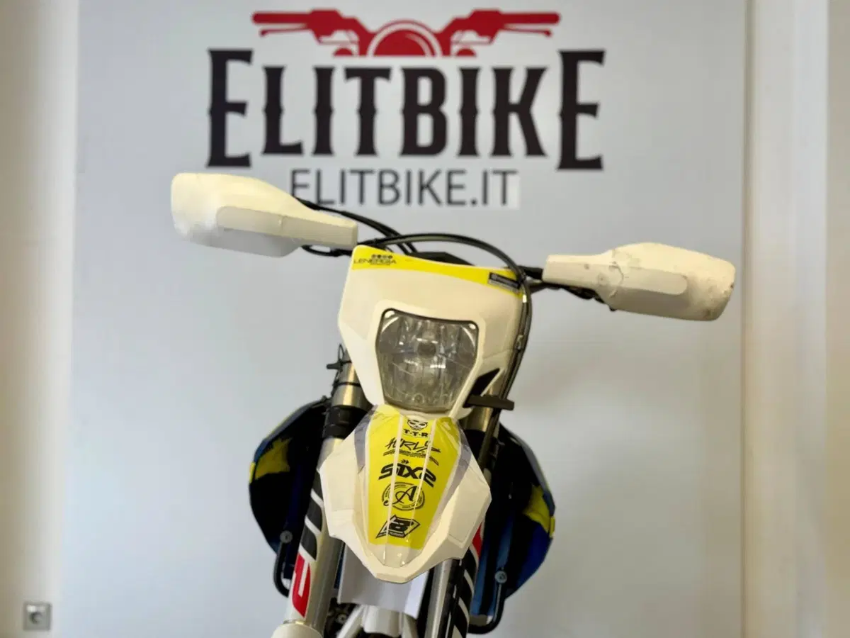 Husqvarna FE 250 (2016) (8)