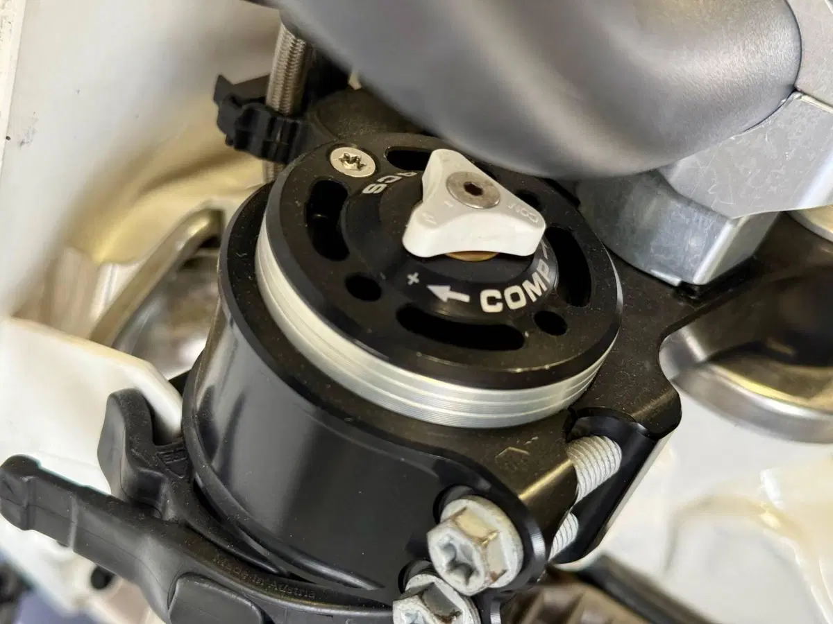 Husqvarna FE 250 (2016) (16)
