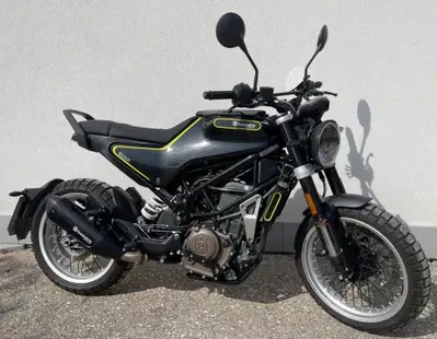 Husqvarna Svartpilen 401 (2018 - 19) usata