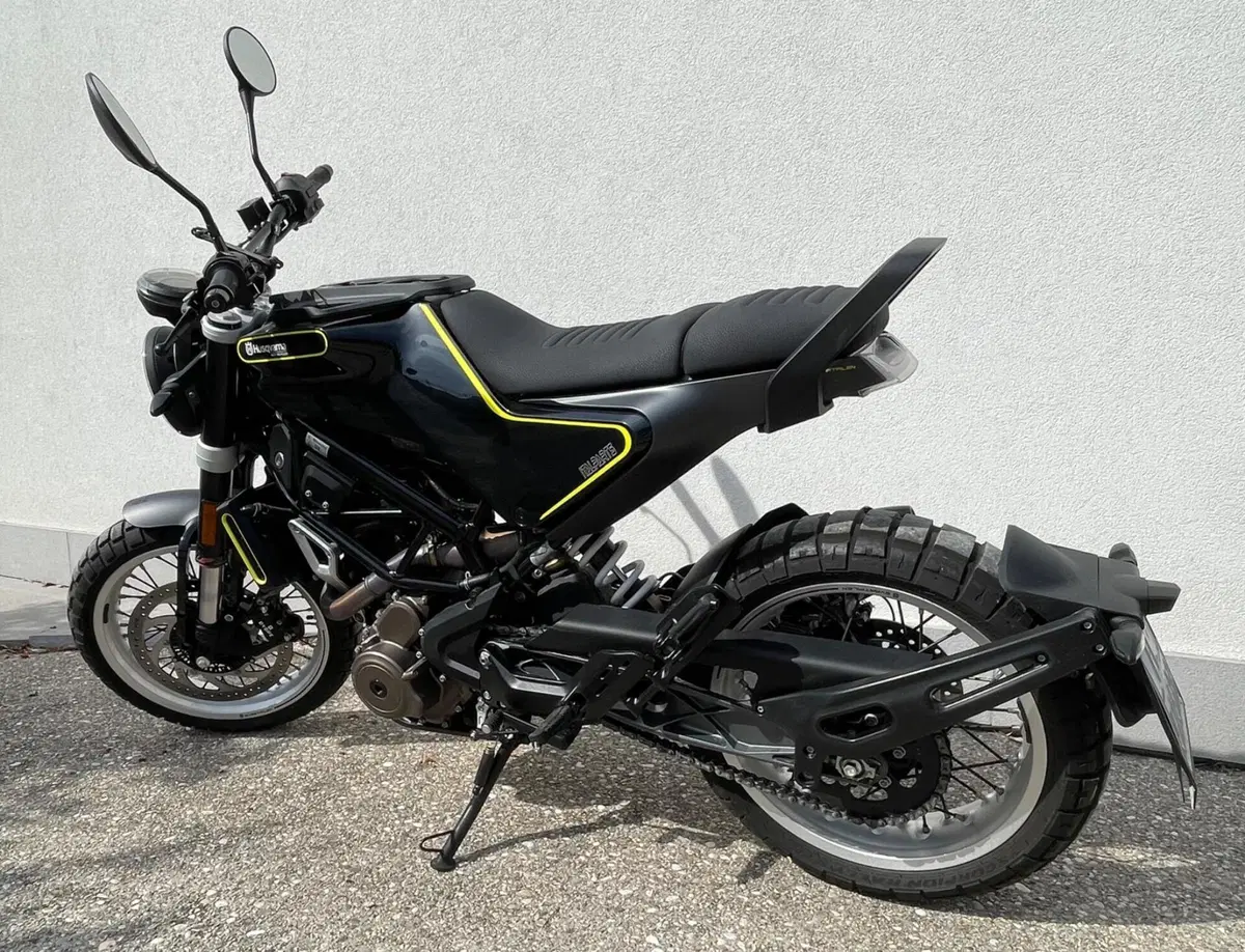 Husqvarna Svartpilen 401 (2018 - 19) (3)