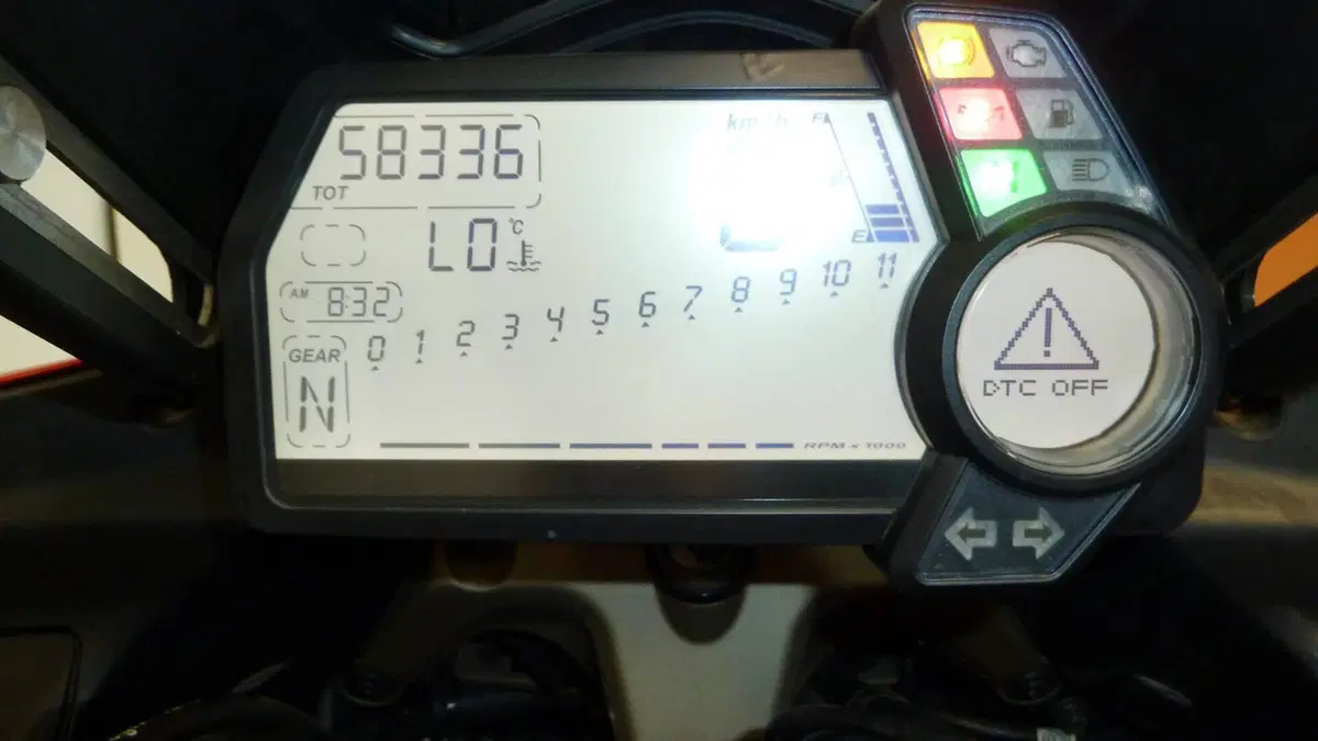 Ducati Multistrada 1200 S Touring (2010 - 12) (7)