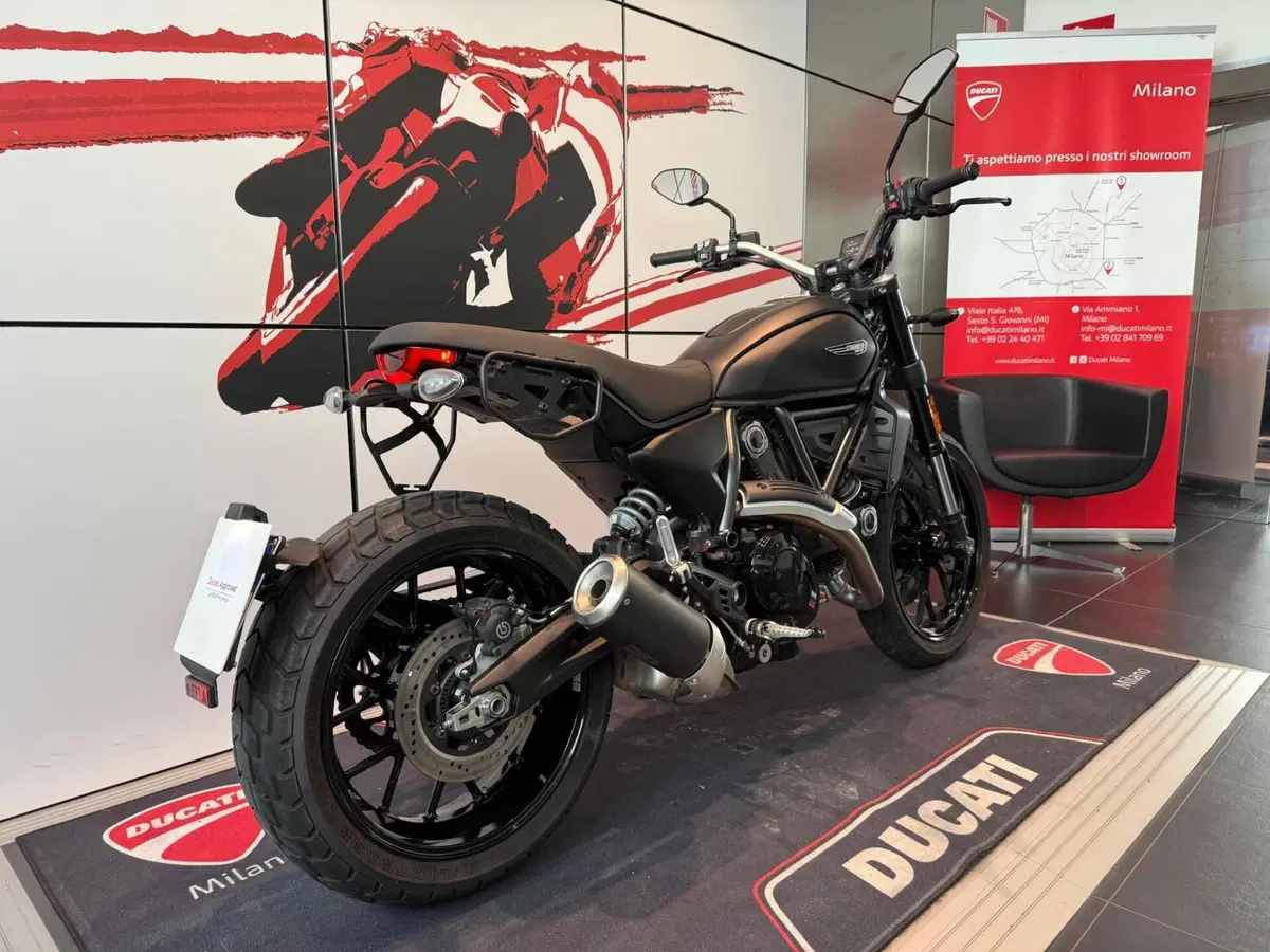 Ducati Scrambler 800 Icon Dark (2025 - 26) (7)