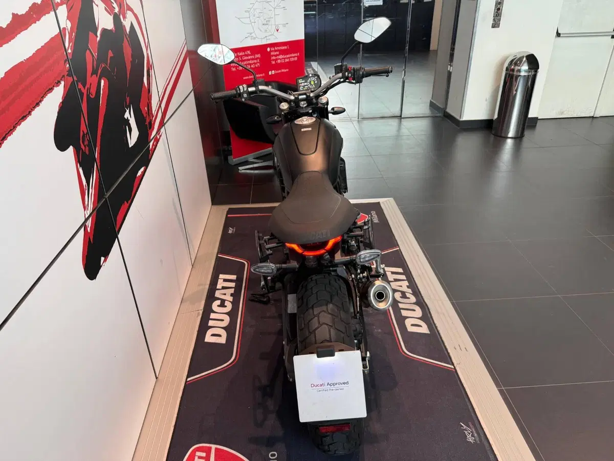 Ducati Scrambler 800 Icon Dark (2025 - 26) (8)