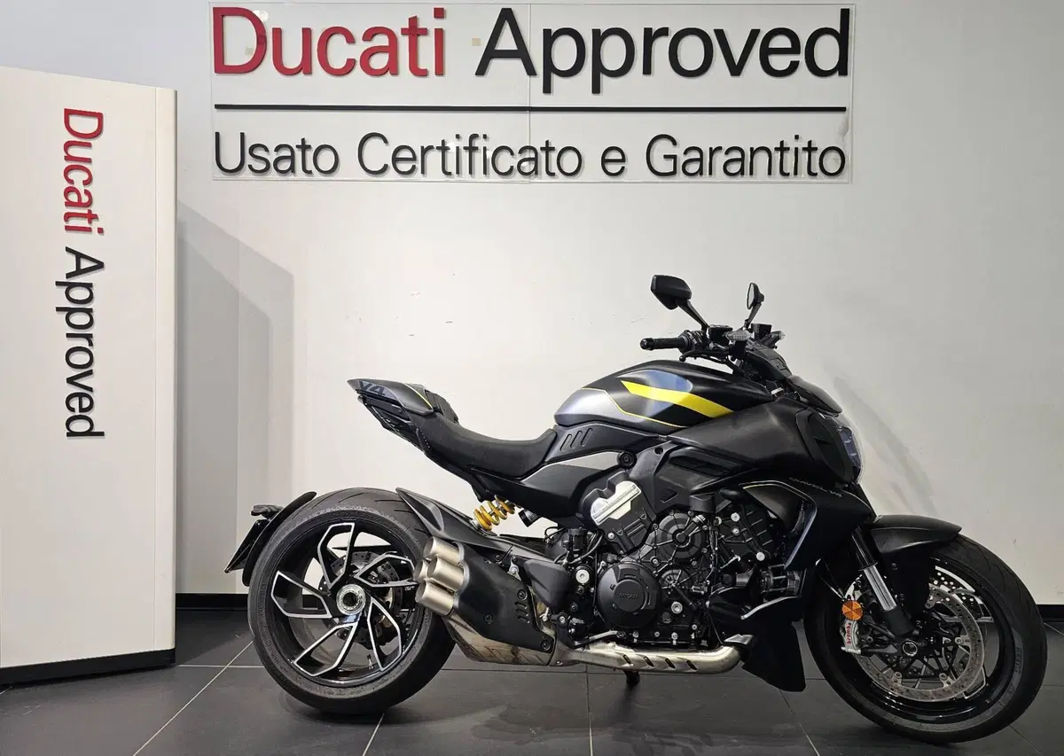 Ducati Diavel V4 (2023 - 26)