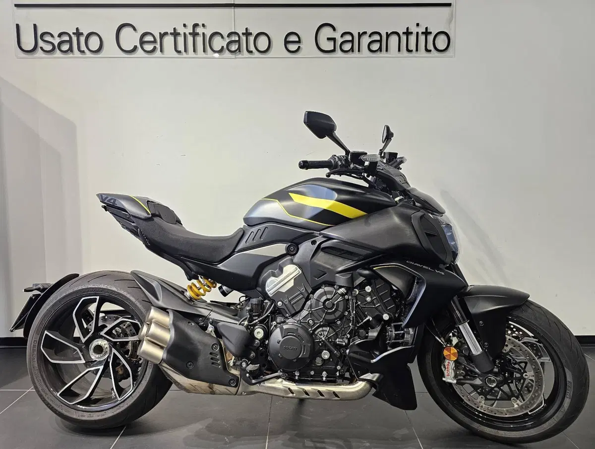 Ducati Diavel V4 (2023 - 26) (2)