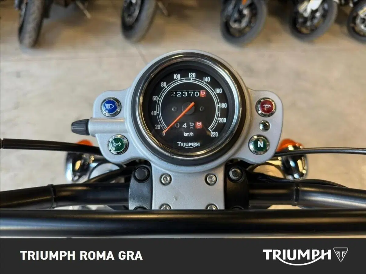 Triumph Scrambler (2006 - 17) (4)