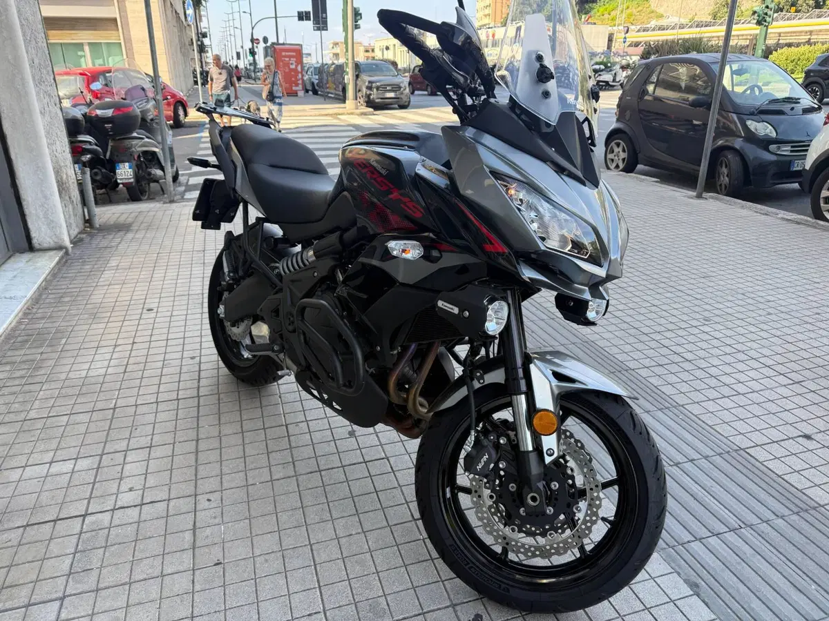 Kawasaki Versys 650 (2021 - 24)
