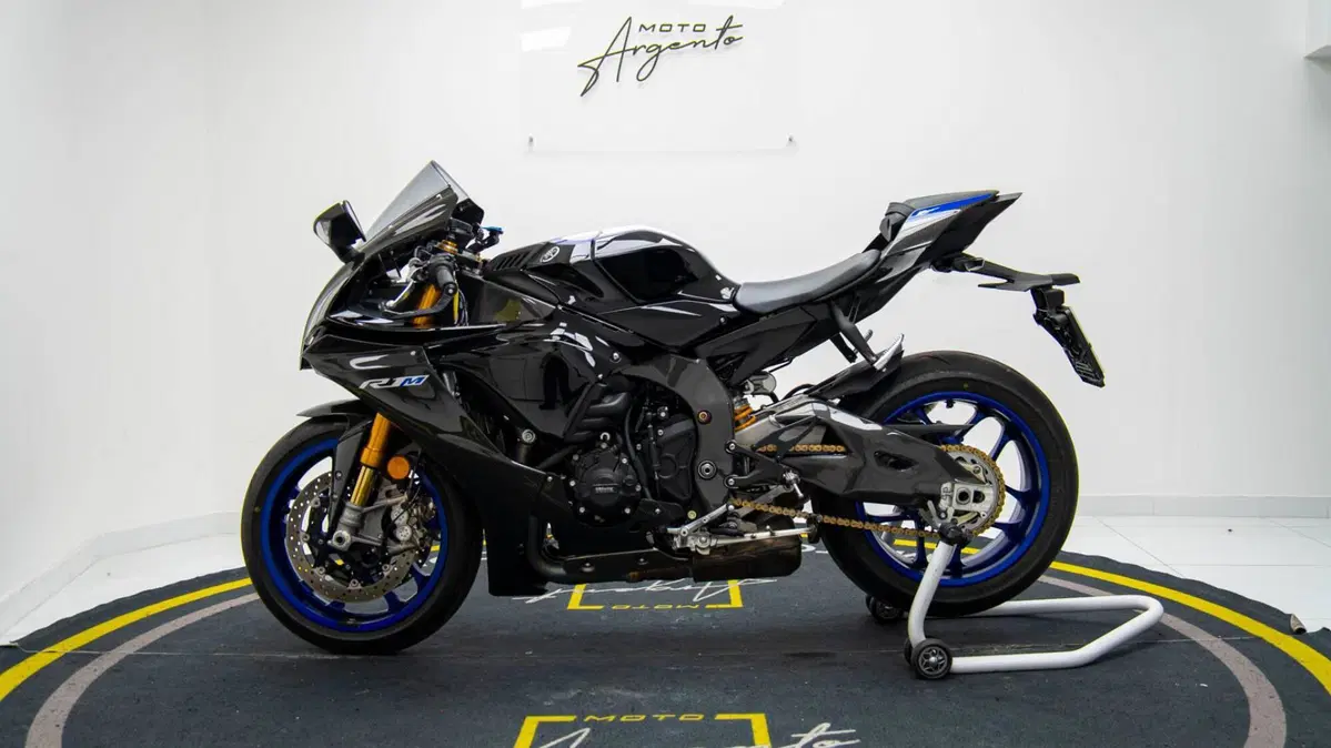 Yamaha YZF R1M (2020 - 25) (7)