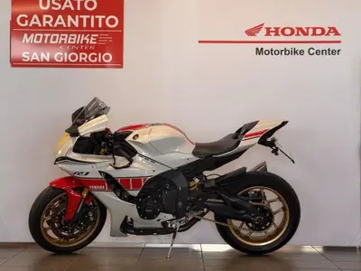 Yamaha YZF R1 (2020 - 25) usata
