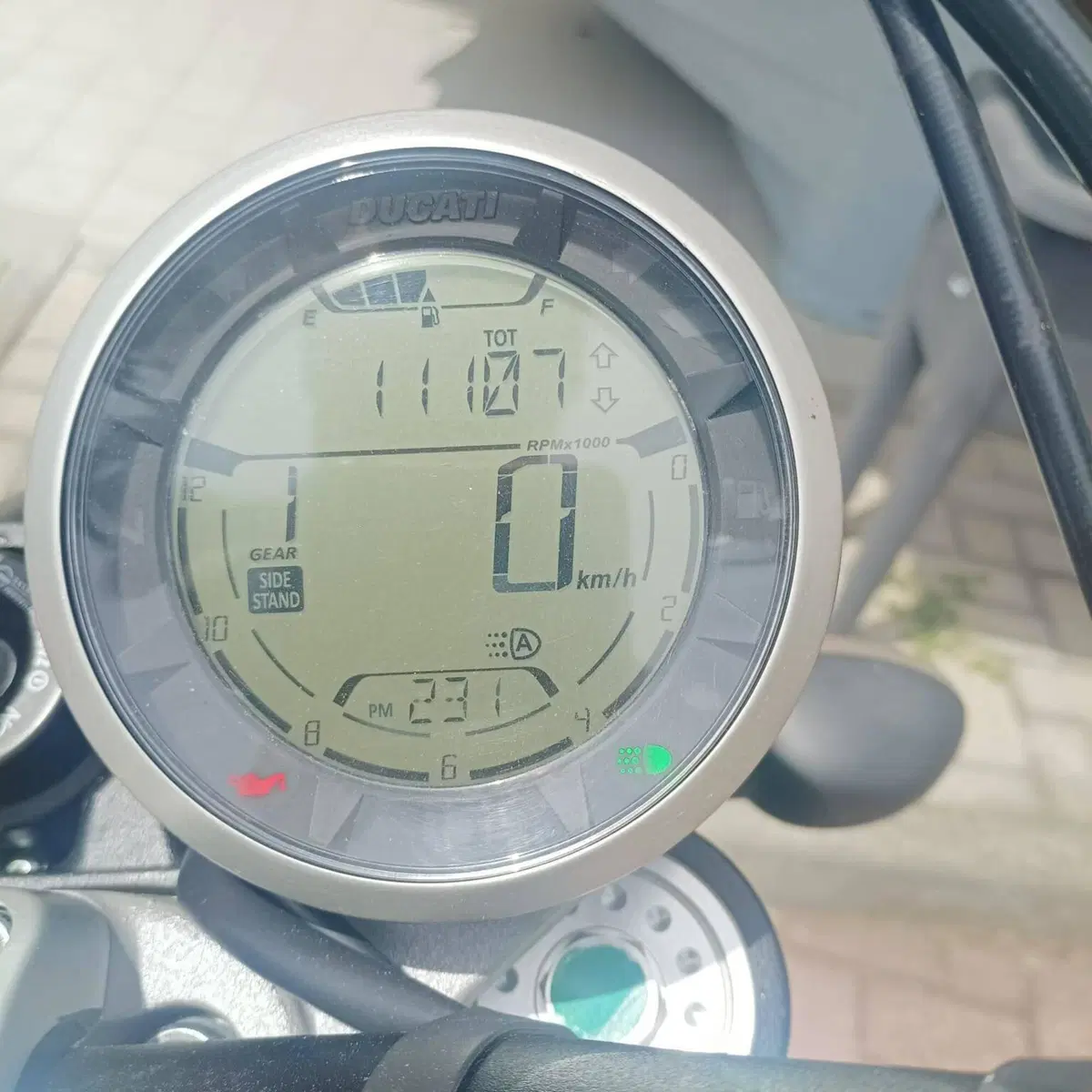 Ducati Scrambler 800 Urban Motard (2022) (6)