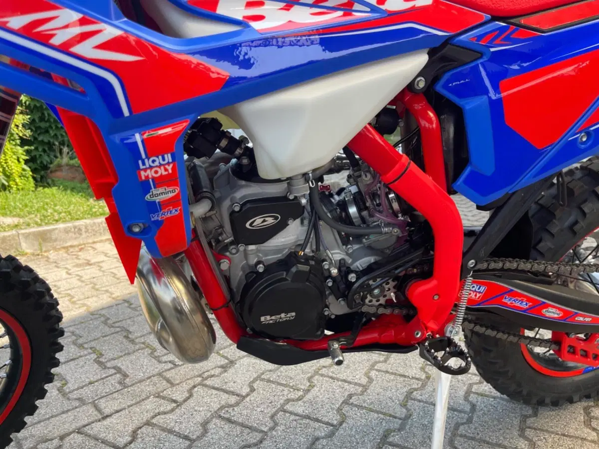 Betamotor RR 250 2T Enduro Race (2026) (4)