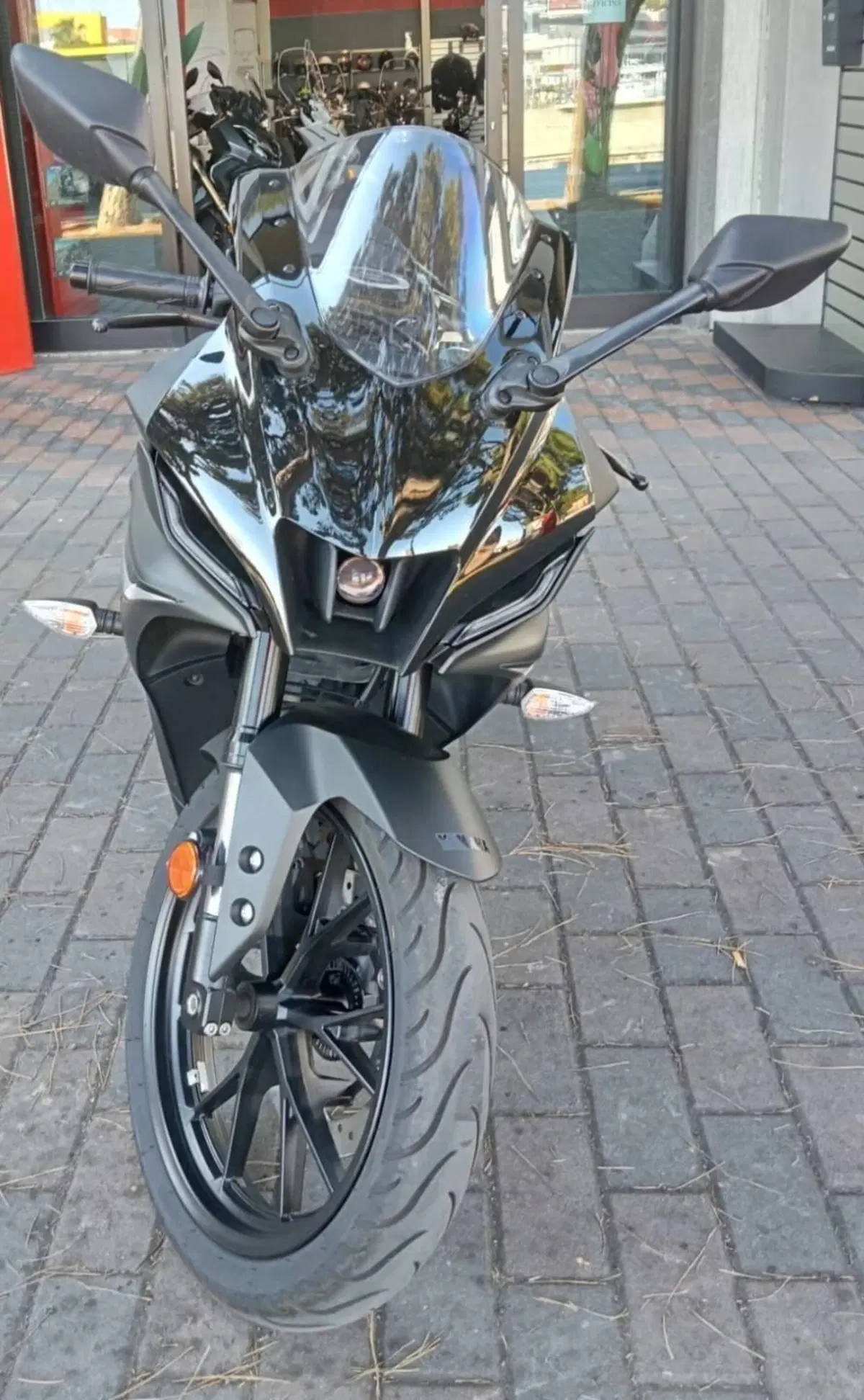 Yamaha YZF R125 (2023 - 26) (3)