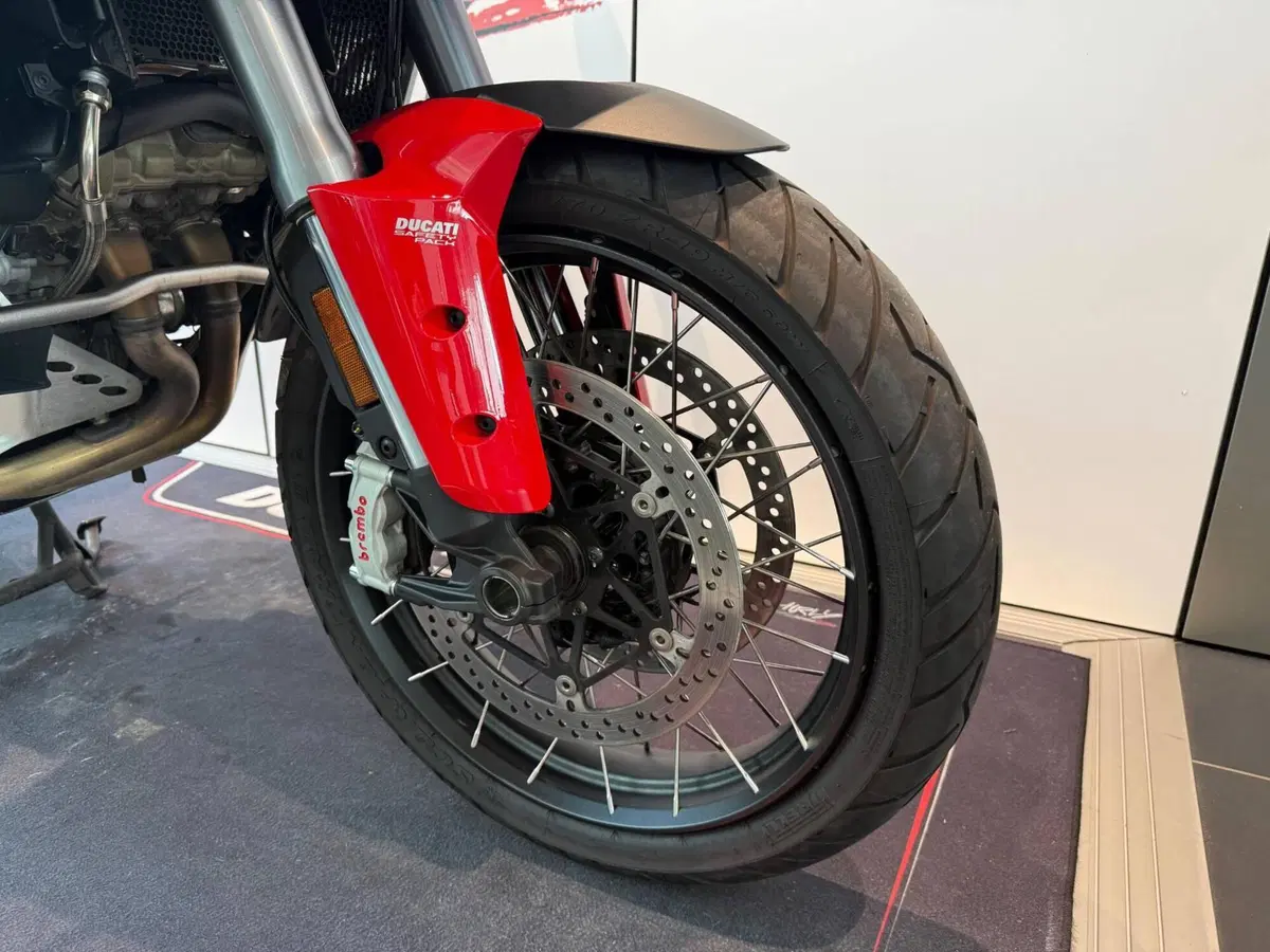 Ducati Multistrada V4 S (2021 - 24) (3)