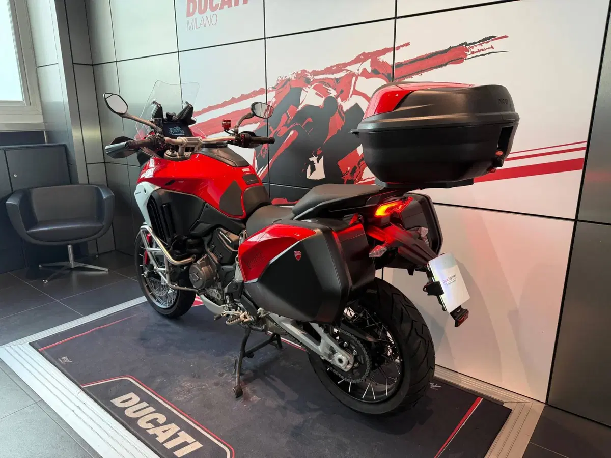 Ducati Multistrada V4 S (2021 - 24) (10)