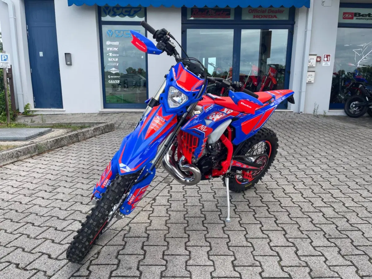 Betamotor RR 200 2T Enduro Race (2026) (2)