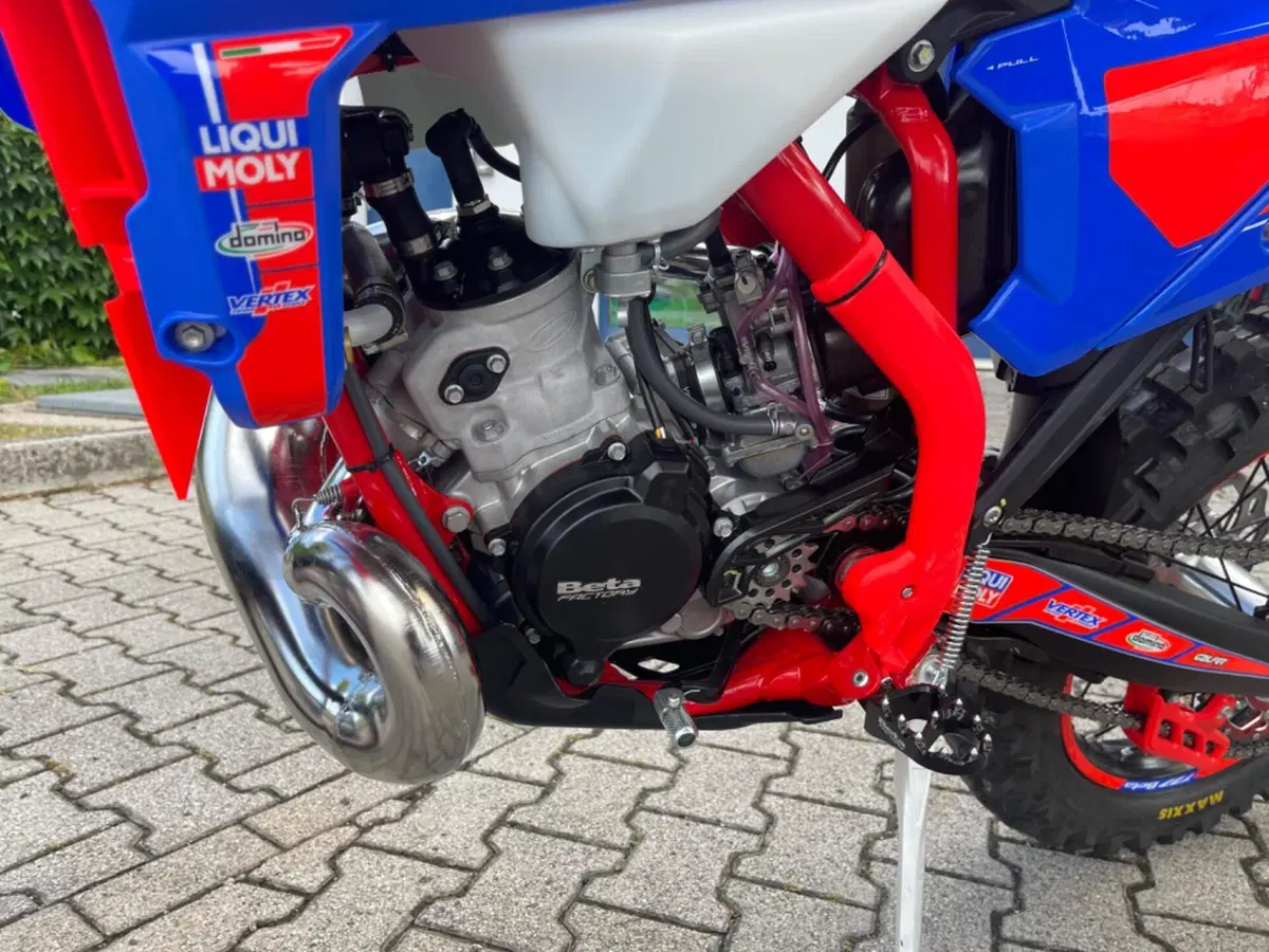 Betamotor RR 200 2T Enduro Race (2026) (5)