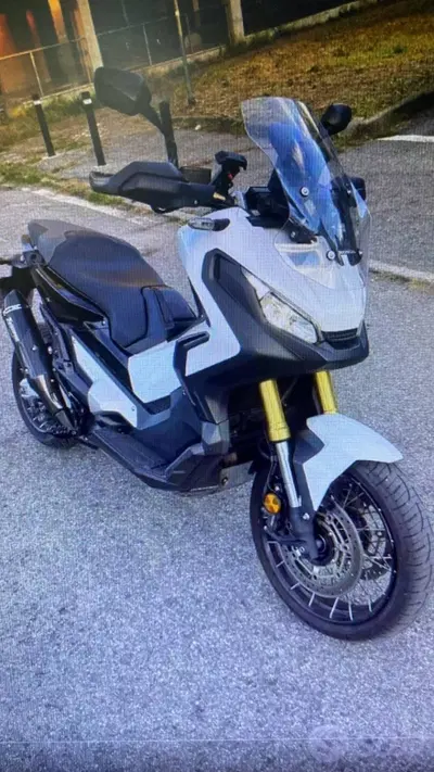 Honda X-ADV 750 (2017) usata