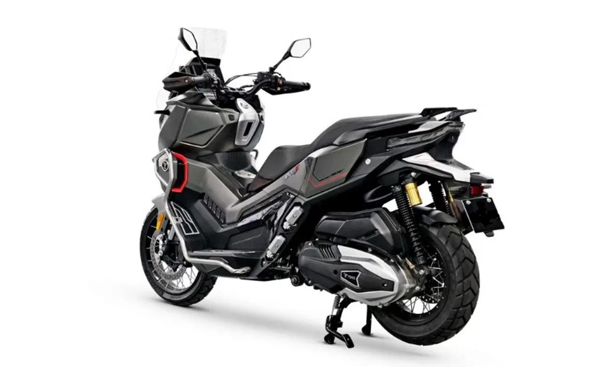 Voge SR450X (2026) (4)
