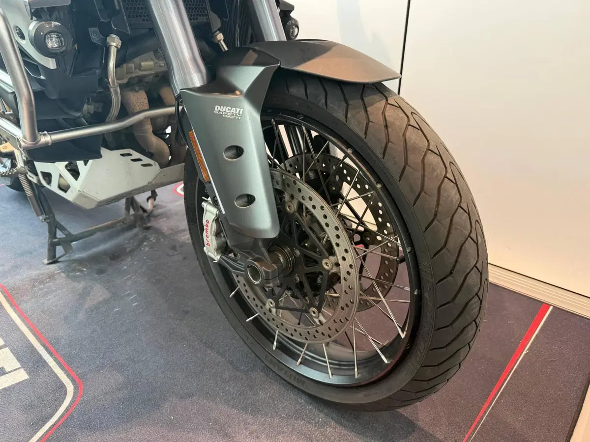Ducati Multistrada V4 S (2021 - 24) (3)