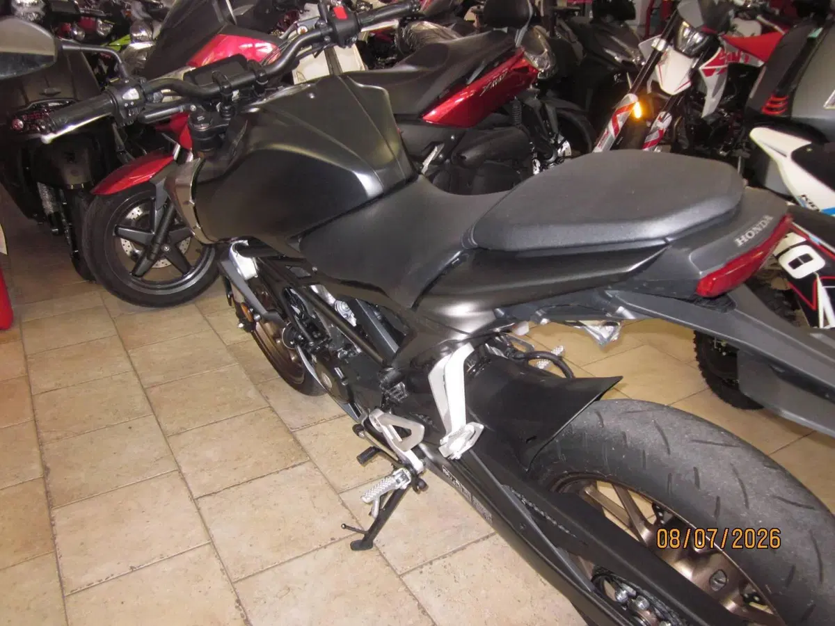 Honda CB 125 R (2021 - 23) (7)