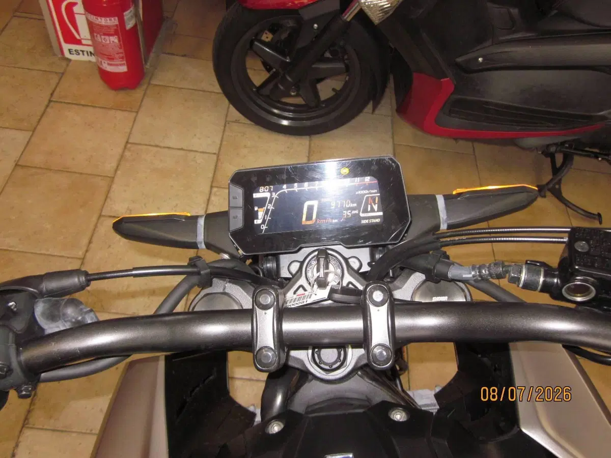 Honda CB 125 R (2021 - 23) (9)