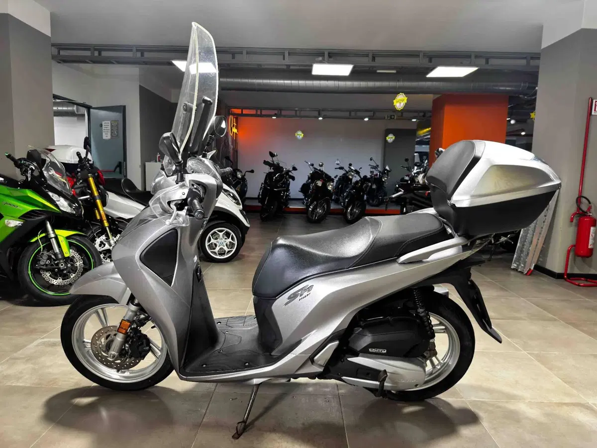 Honda SH 150i (2017 - 19) (4)