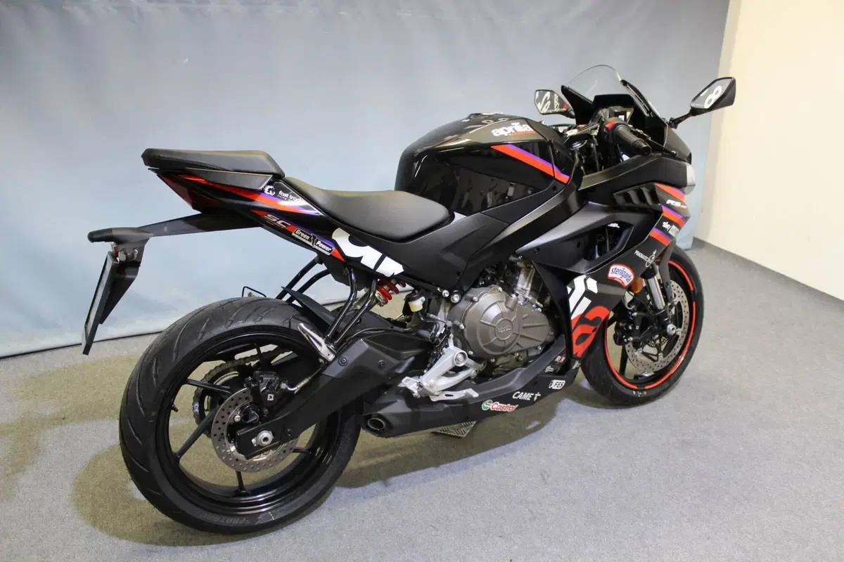 Aprilia RS 457 GP Replica (2026) (3)