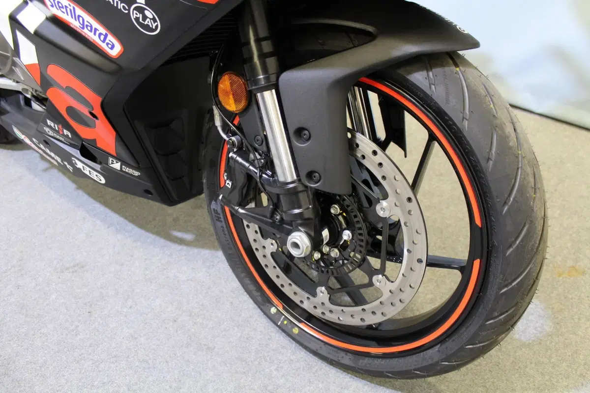Aprilia RS 457 GP Replica (2026) (6)